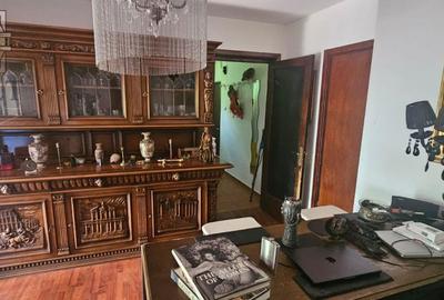 Apartament cu 3 camere decomandat, mobilat în Foișorul de Foc