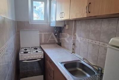 Apartament cu 2 camere semidecomandat, mobilat în Gheorgheni