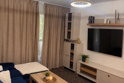 Apartament cu 2 camere semidecomandat, mobilat în Berceni