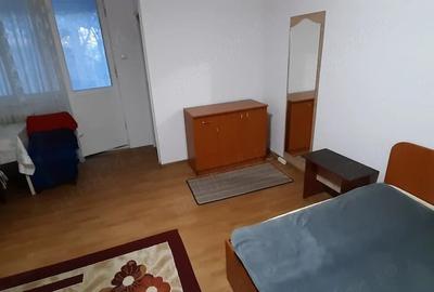 Garsonieră decomandată în Tătărași