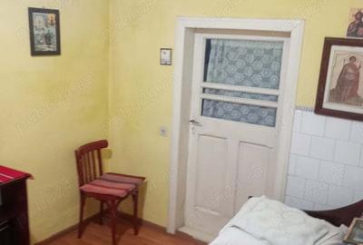 Casă cu 4 camere în Roznov - 1