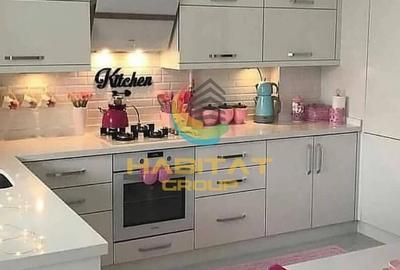 Apartament cu 4 camere în Central