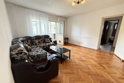 Apartament cu 2 camere semidecomandat, mobilat în Dâmbovița