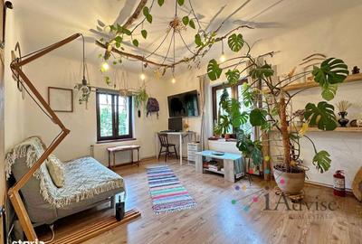 Apartament cu 2 camere decomandat în Centrul Istoric