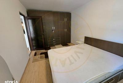 Apartament cu 4 camere decomandat în Micro 16 - 1