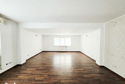Spațiu comercial, de 41 mp, în Podu Roș - 3