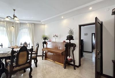 Casă individuală cu 7 camere cu Piscina în Craiter - 16
