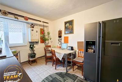 Apartament cu 3 camere semidecomandat, mobilat în Lenin - 2
