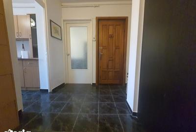 Apartament cu 2 camere decomandat, mobilat în Aurel Vlaicu - 8