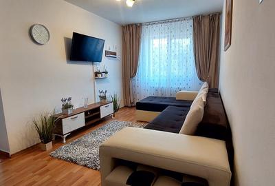 Apartament cu 3 camere semidecomandat în Central - 4
