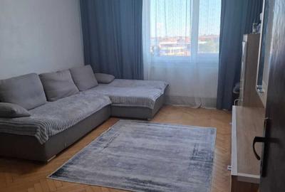 Apartament cu 3 camere semidecomandat în Central - 4