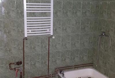 Casă cu 3 camere cu Teren 300 Mp în Cheia