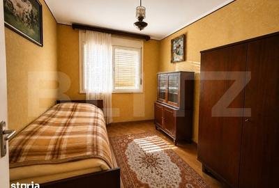 Apartament cu 4 camere în Micro 15