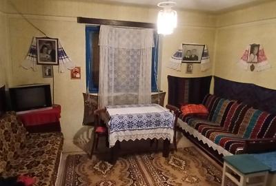 Casă cu 2 camere cu Teren 2000 Mp în Apahida