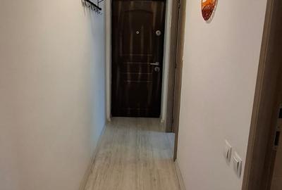 Garsonieră decomandată în Tractorul - 5