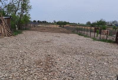 Teren de 1500 mp, în Săgeata - 1