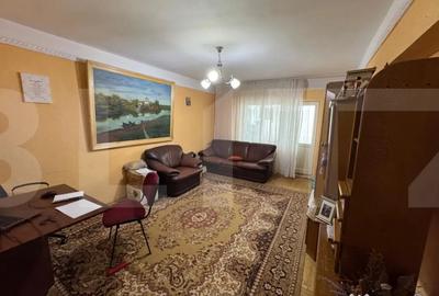 Apartament cu 3 camere decomandat în Ultracentral