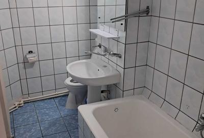 Apartament cu 2 camere semidecomandat în Podu Roș - 1