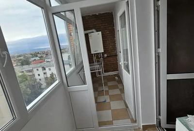 Garsonieră decomandată în Central
