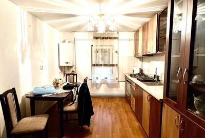 Apartament cu 3 camere decomandat în Nord - 1
