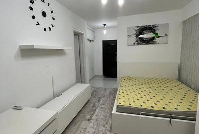 Garsonieră decomandată în Gorjului