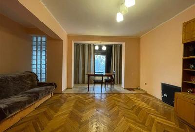 Apartament cu 3 camere decomandat, mobilat în Ultracentral - 1