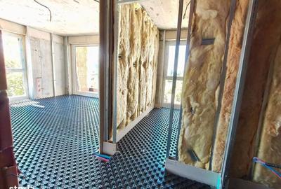 Apartament cu 2 camere decomandat în Titan