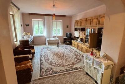 Casă cu 2 camere cu Teren 901 Mp în Central - 5
