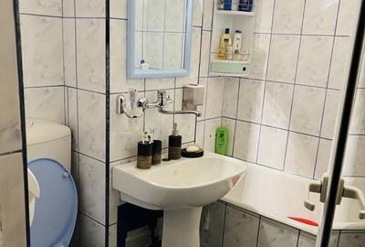 Garsonieră decomandată în Central
