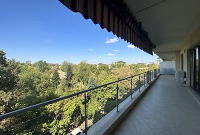 Apartament cu 4 camere semidecomandat în Herăstrău