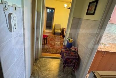Apartament cu 2 camere semidecomandat în Micro 4 - 6