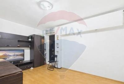 Apartament cu 2 camere semidecomandat, mobilat în Drumul Taberei