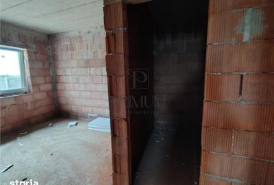 Casă cu 3 camere cu Teren 311 Mp în Moșnița Nouă
