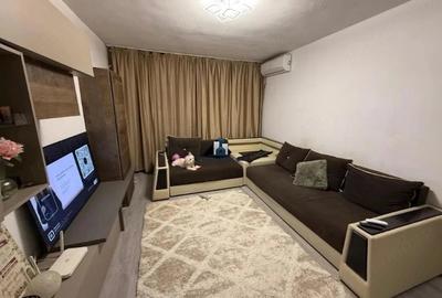 Apartament cu 2 camere decomandat în Alexandru Obregia