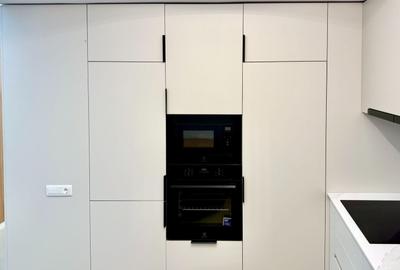 Apartament cu 3 camere decomandat, mobilat în Central - 4