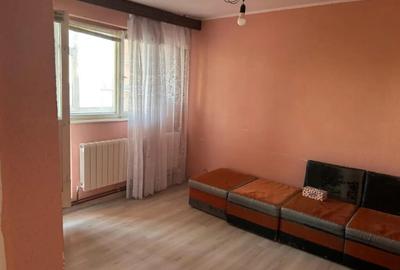 Apartament cu 2 camere decomandat în Micro 21 - 2