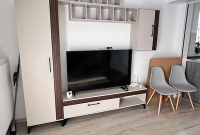 Apartament cu 2 camere decomandat în Avantgarden