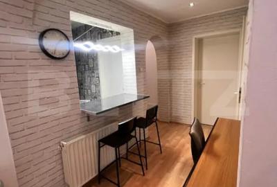 Apartament cu 3 camere semidecomandat în Girocului - 2