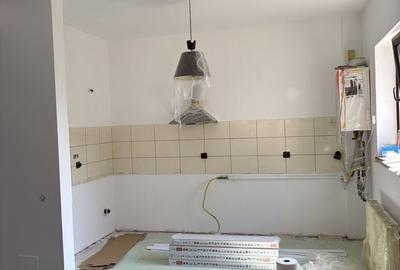 Casă cu 3 camere în Central