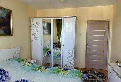 Apartament cu 3 camere decomandat în Decebal - 8