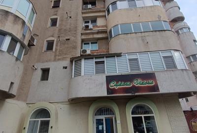 Spațiu comercial, de 130 mp, în Tomis III - 4