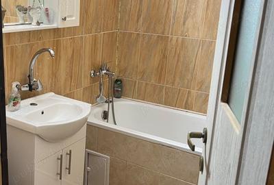 Apartament cu 2 camere semidecomandat în Tomis I