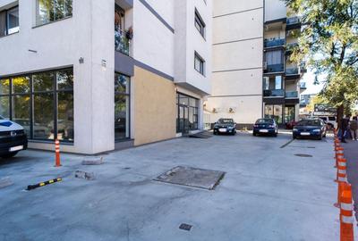 Spațiu comercial, de 280 mp, în Militari