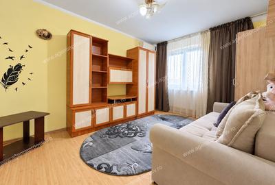 Apartament cu 2 camere decomandat în Micro 21