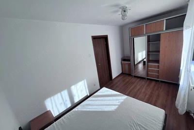 Apartament cu 2 camere semidecomandat în Ostroveni
