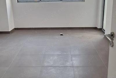 Apartament cu 3 camere decomandat în Central - 1
