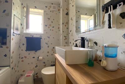 Casă individuală cu 4 camere cu Canalizare în Hințești - 3