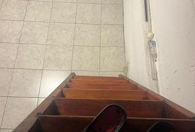 Casă cu 5 camere cu Teren 250 Mp în Berceni - 3