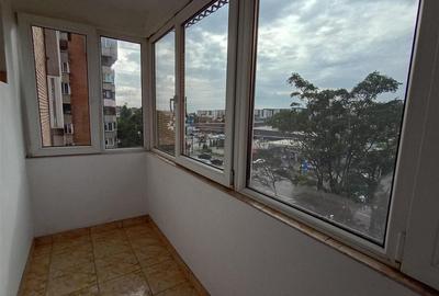 Apartament cu 3 camere decomandat în Decebal - 6