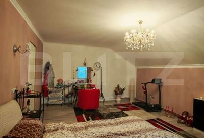 Casă cu 4 camere cu Teren 294 Mp în Central - 2